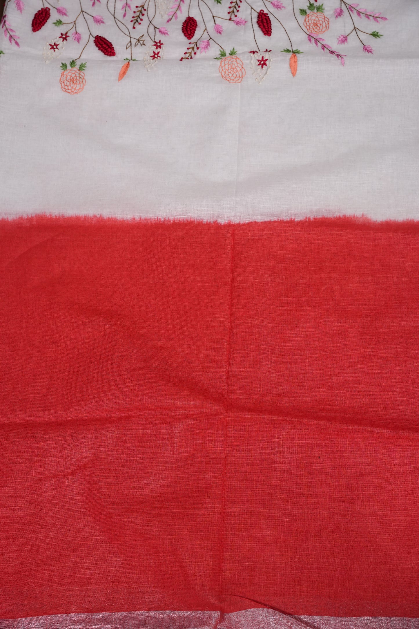 Hand Embroidery Pure Linen Saree With Tissue Border - Red and White Ombre