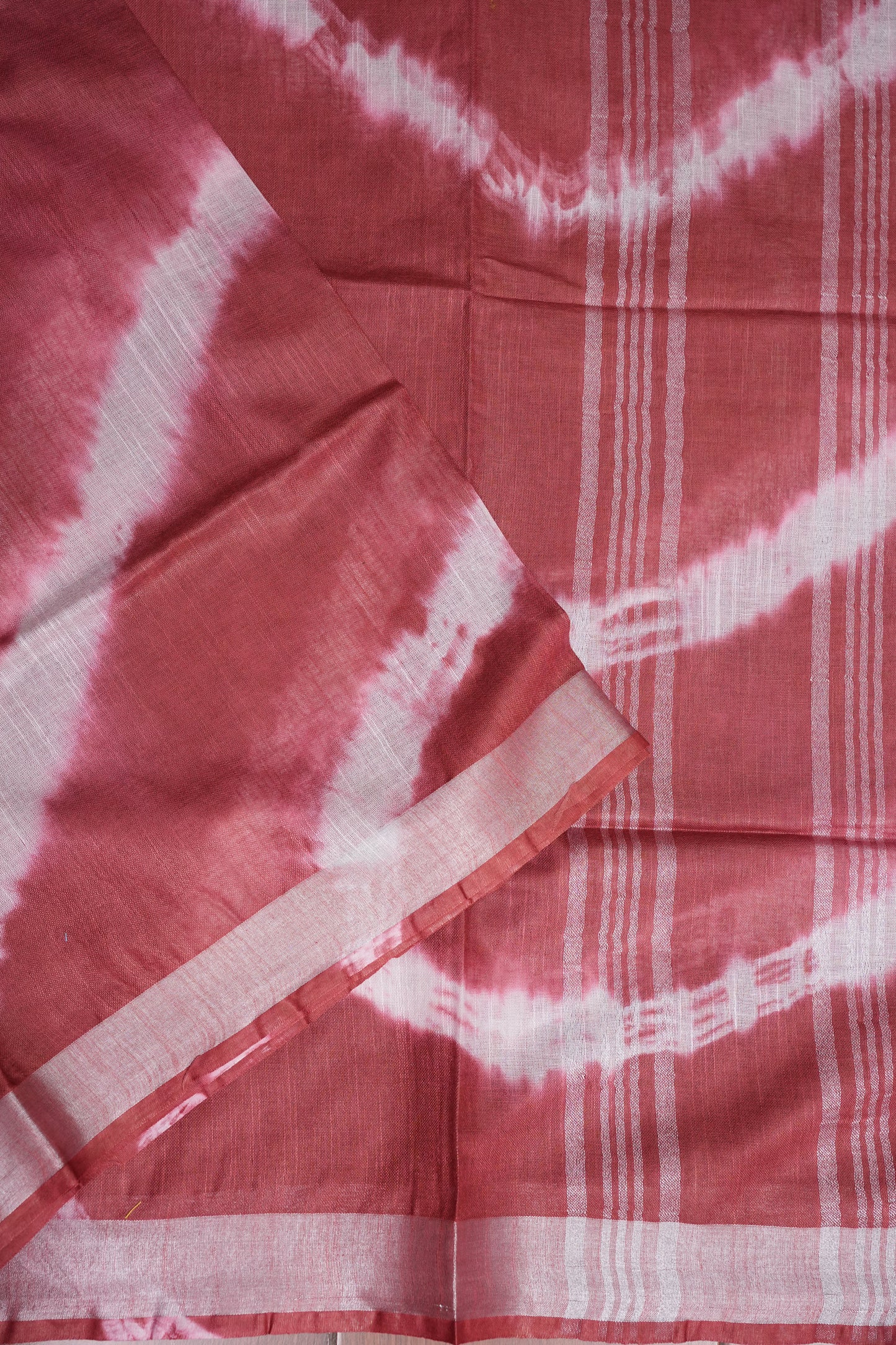 Pure Linen Shibori Print Saree - Maroon