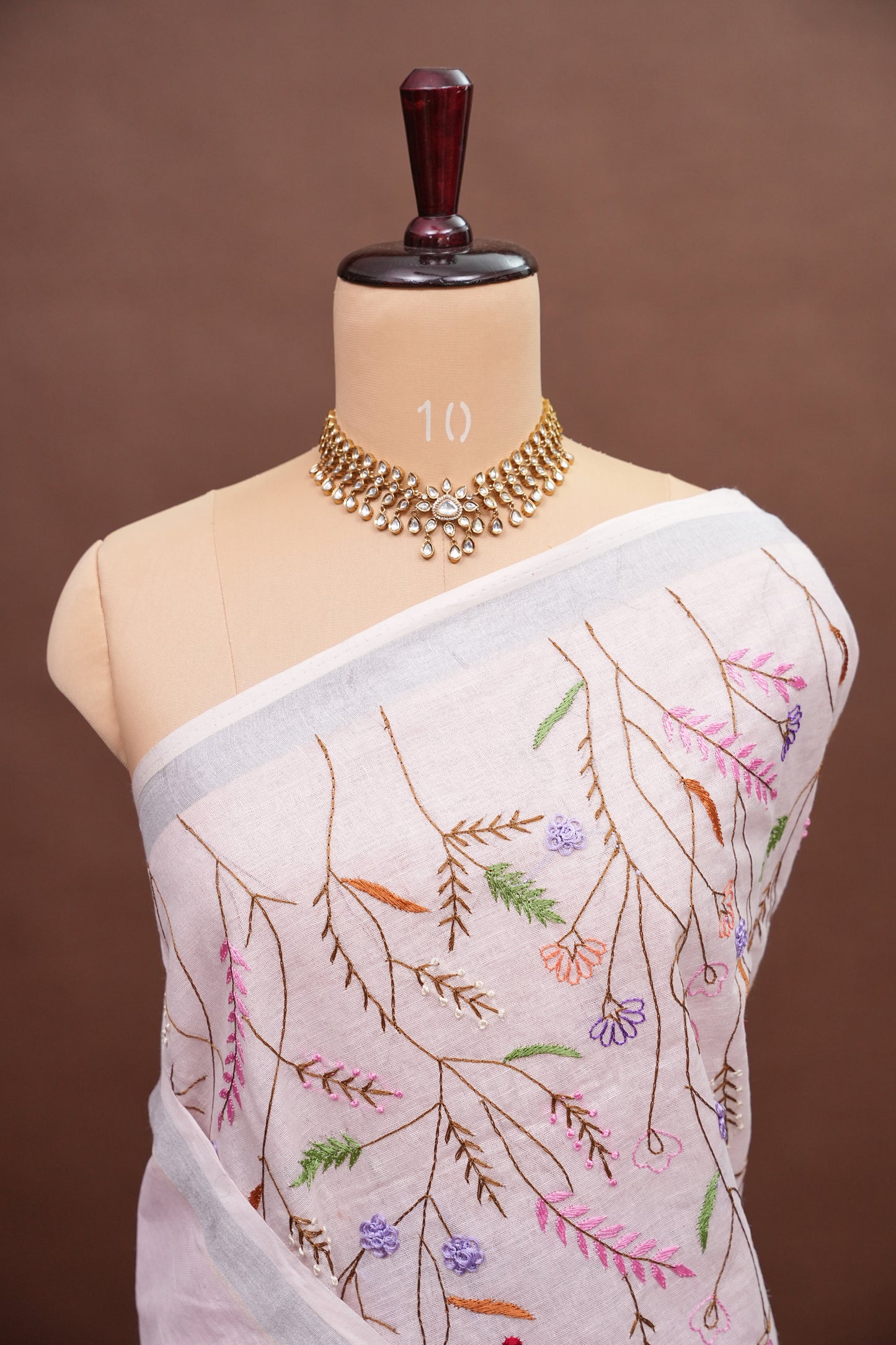Hand Embroidery Pure Linen Saree with Tissue Border - Red & White Ombre
