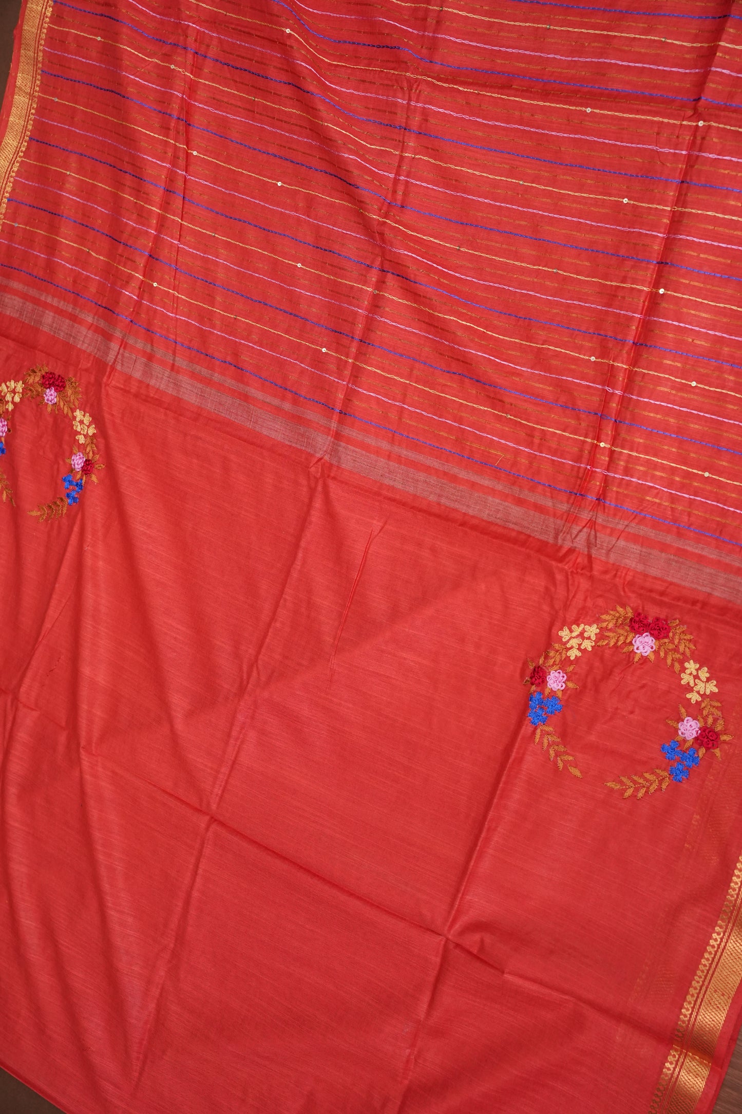 Hand Embroidery Pure Linen Silk Saree With Gold Zari Border - Red