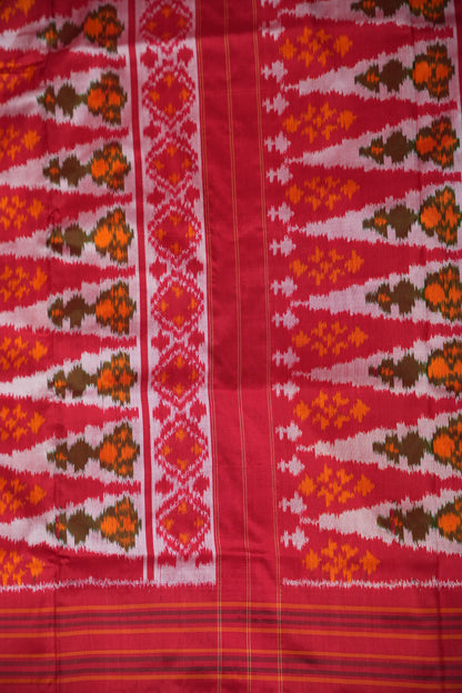 Pure Ikkat Soft Silk Saree - Off White & Red
