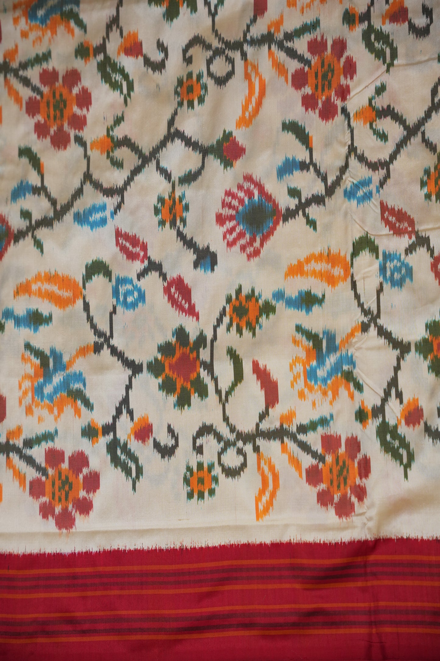 Pure Ikkat Soft Silk Saree - Off White & Red