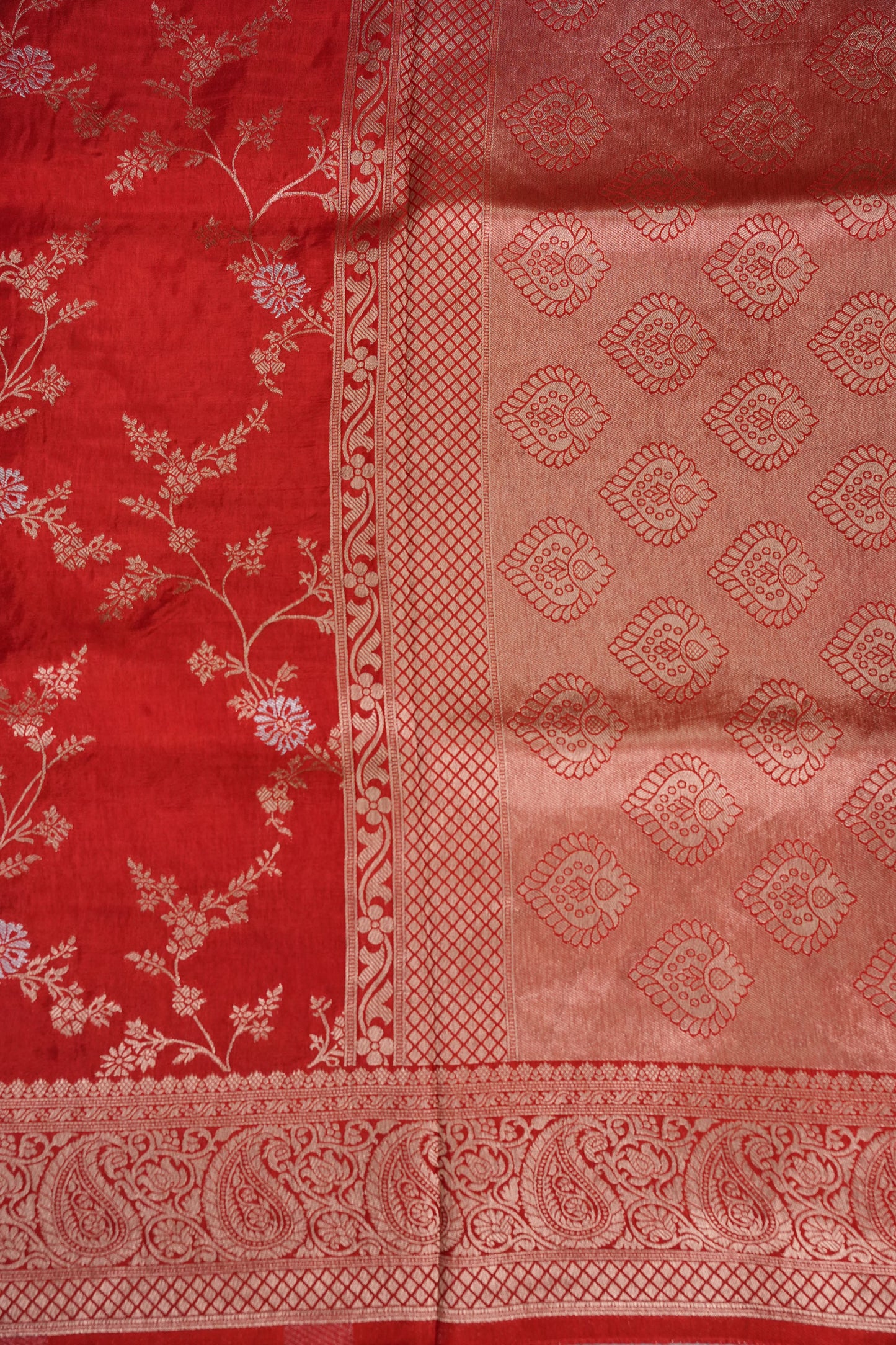 Banarasi Silk Saree – Classic Red with Intricate Gold Zari Floral Weave