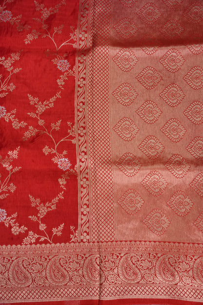 Banarasi Silk Saree – Classic Red with Intricate Gold Zari Floral Weave