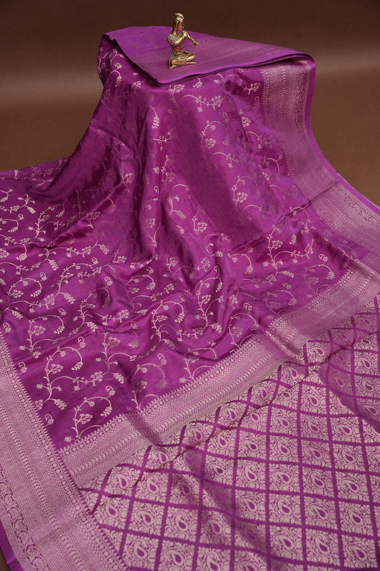 Banarasi Silk Saree – Elegant Orchid Pink with Intricate Subtle Gold Zari Weave