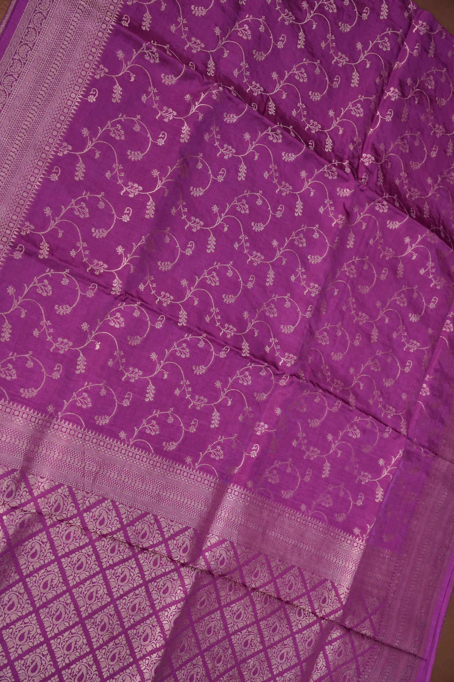 Banarasi Silk Saree – Elegant Orchid Pink with Intricate Subtle Gold Zari Weave