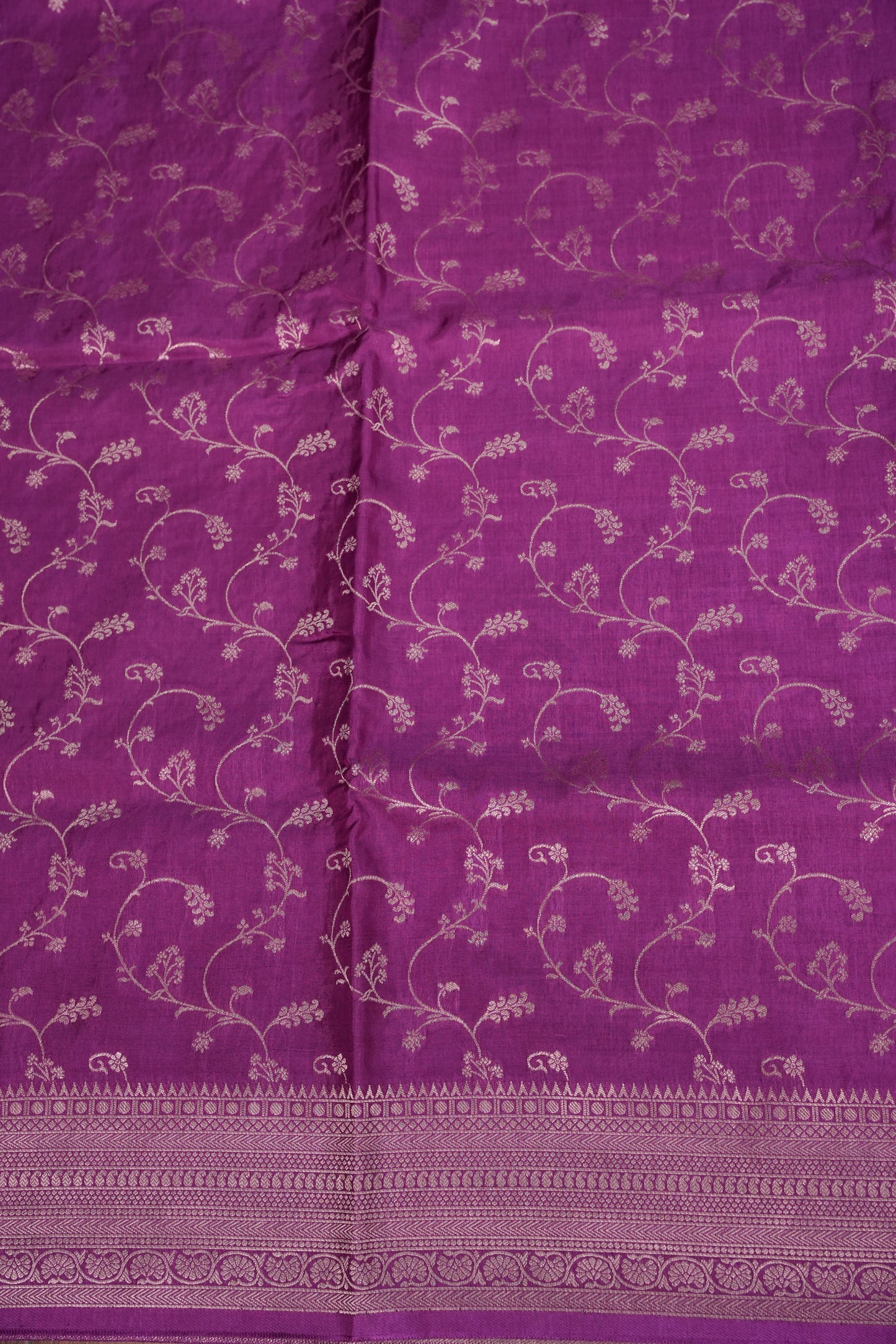 Banarasi Silk Saree – Elegant Orchid Pink with Intricate Subtle Gold Zari Weave