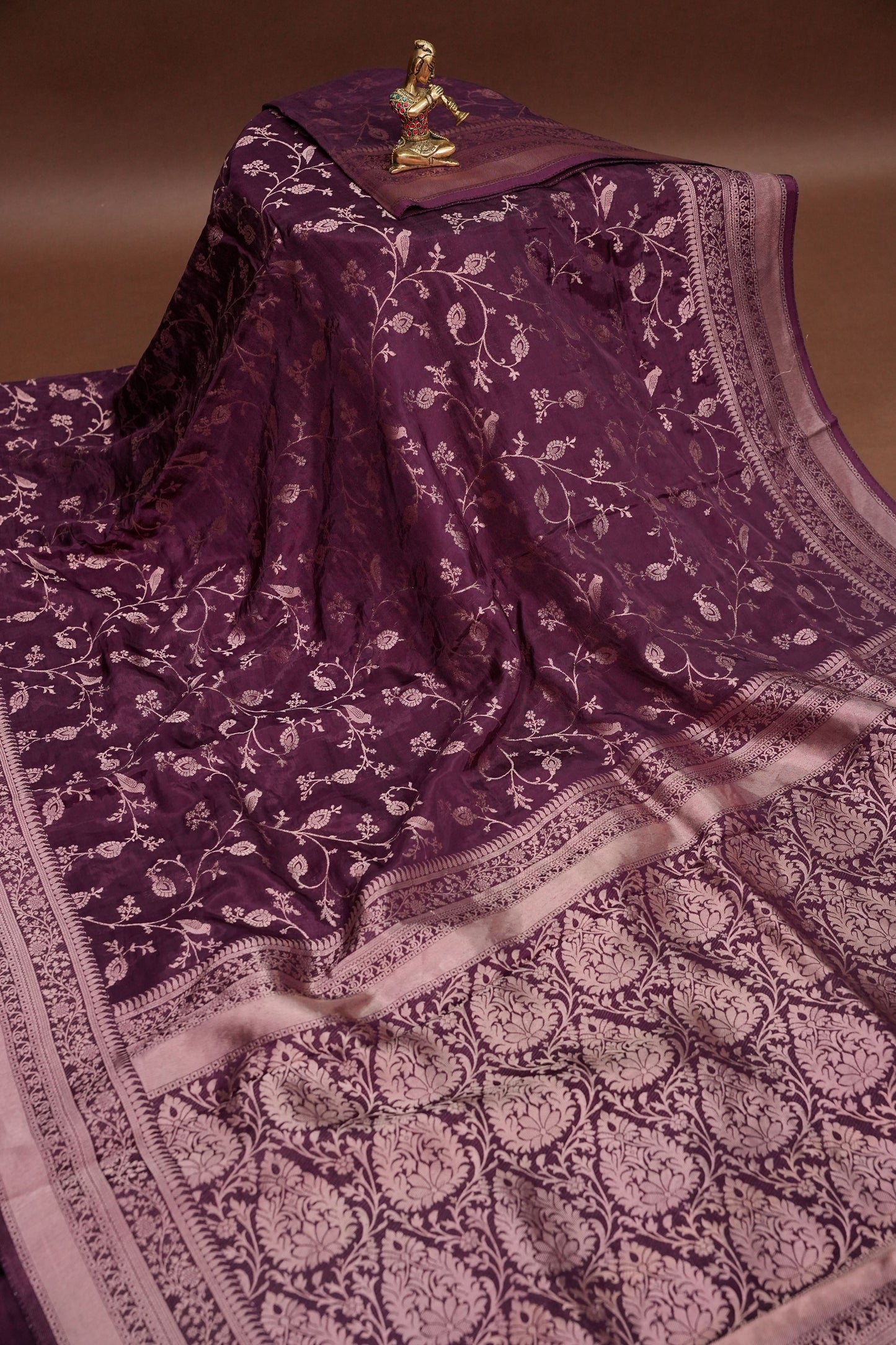 Banarasi Silk Saree – Rich Plum Purple with Intricate Gold Zari Floral Weave