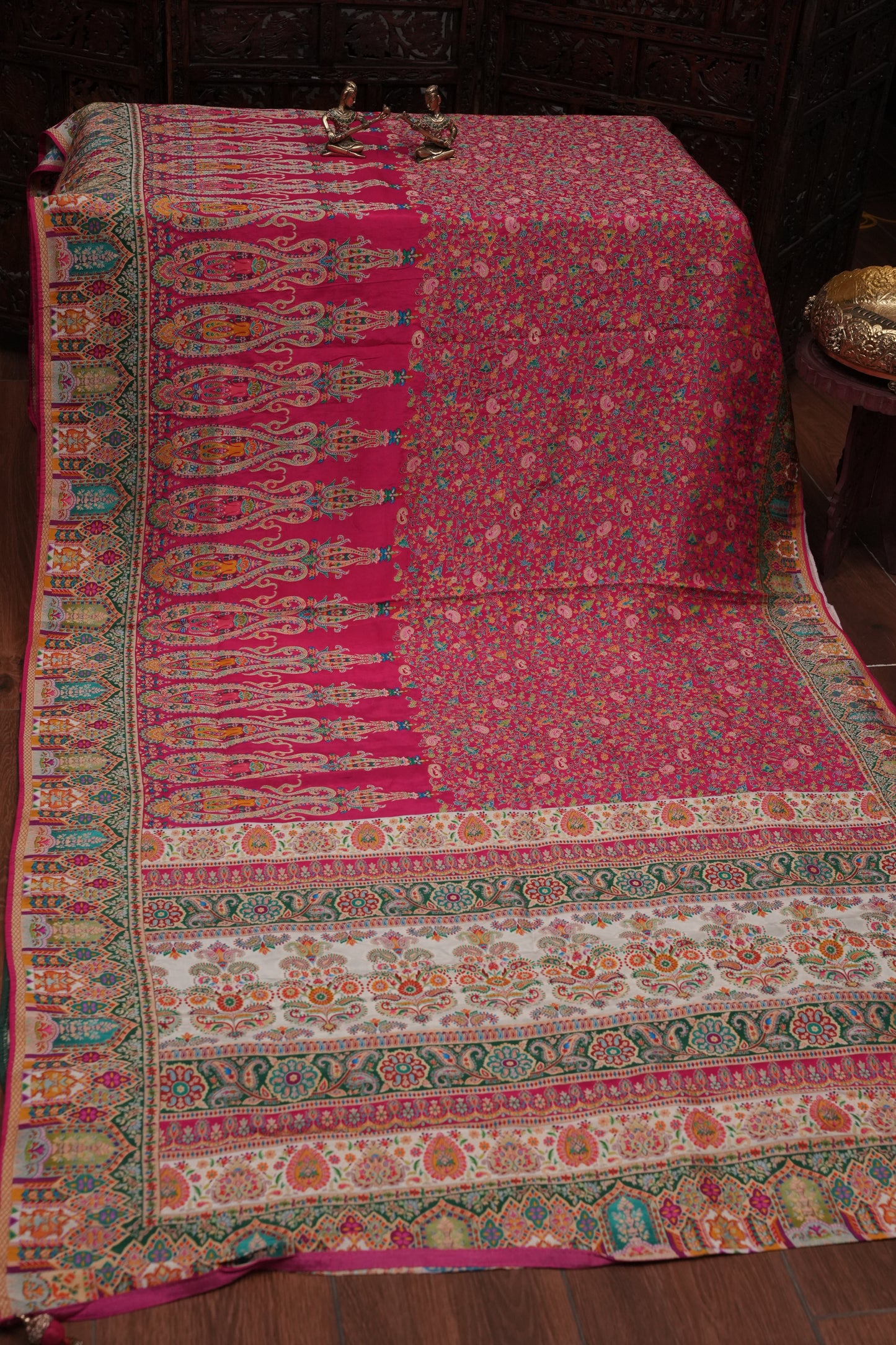 Kashmiri Pashmina Story Telling Saree - Pink