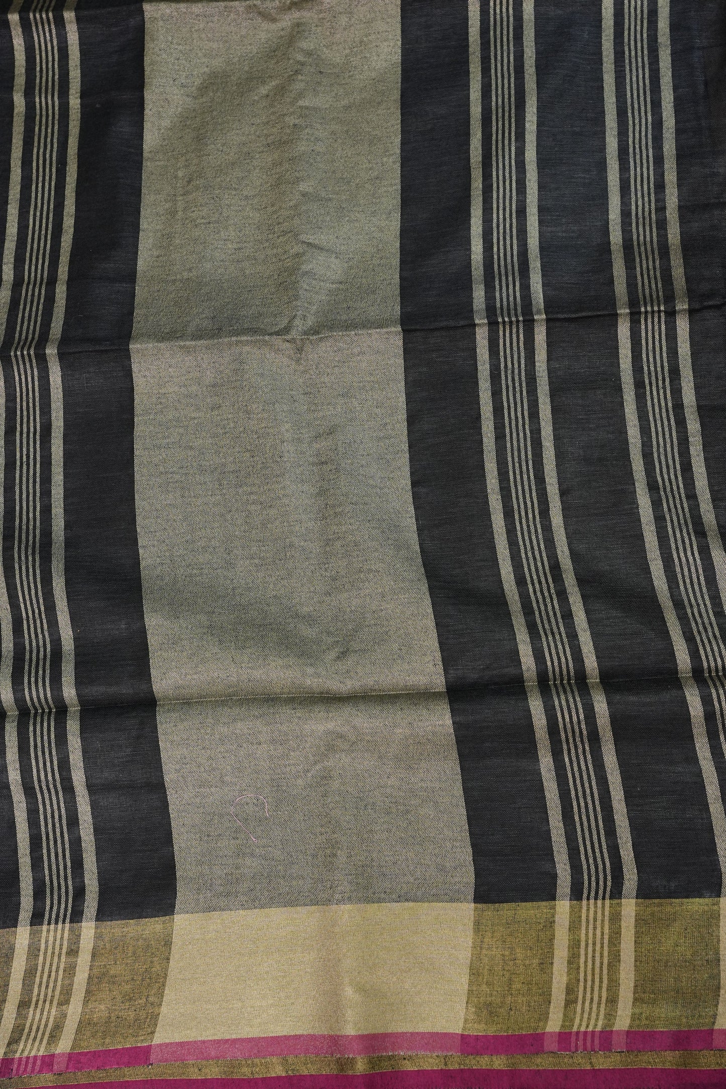 Pure Linen Saree-Classic Black with Antique Gold Border & Pink Accents
