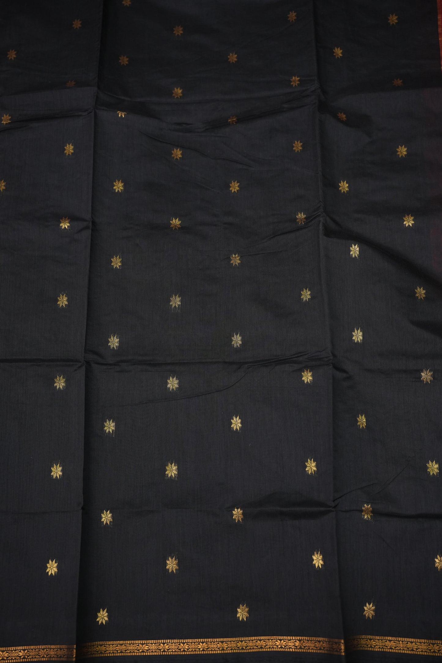 Maheshwari Silk Cotton Saree|Black & Red