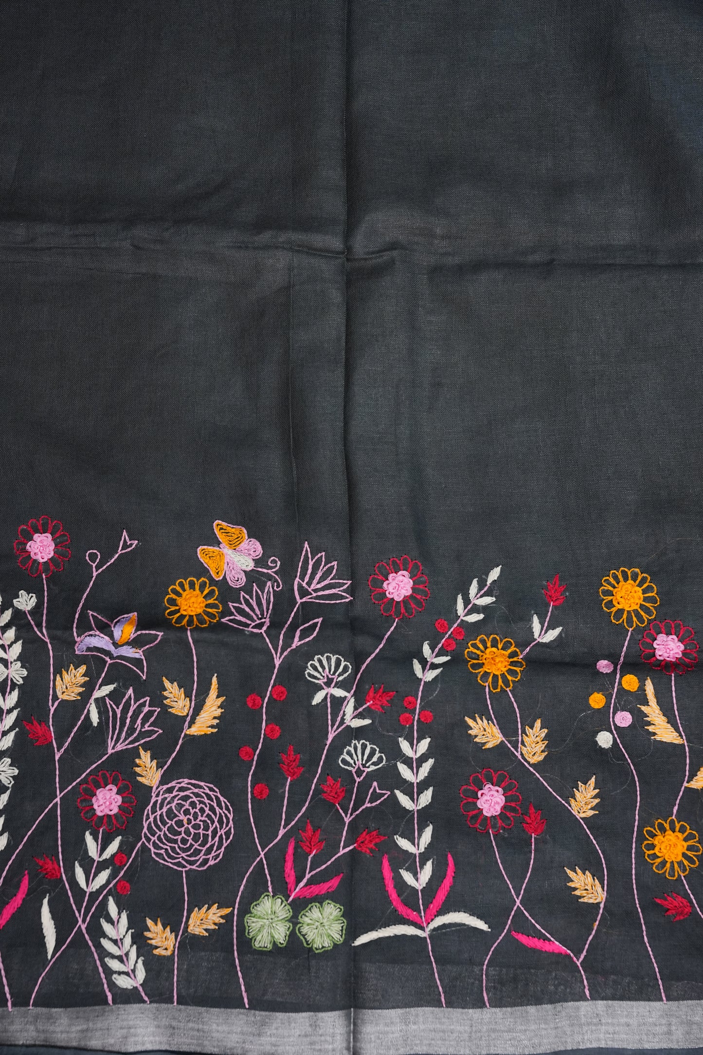 Hand Embroidery Pure Linen Saree With Tissue Border - Black