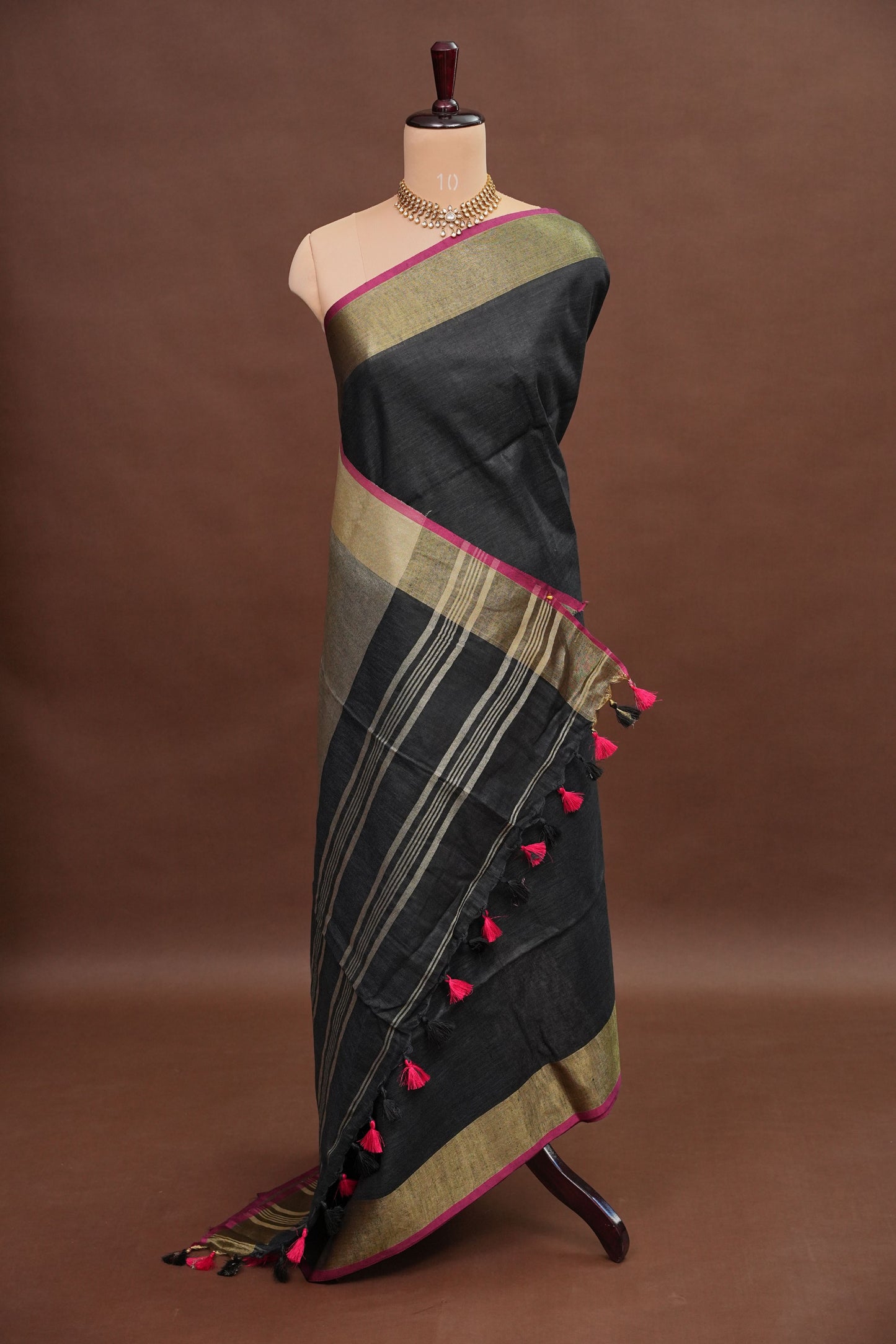 Pure Linen Saree-Classic Black with Antique Gold Border & Pink Accents