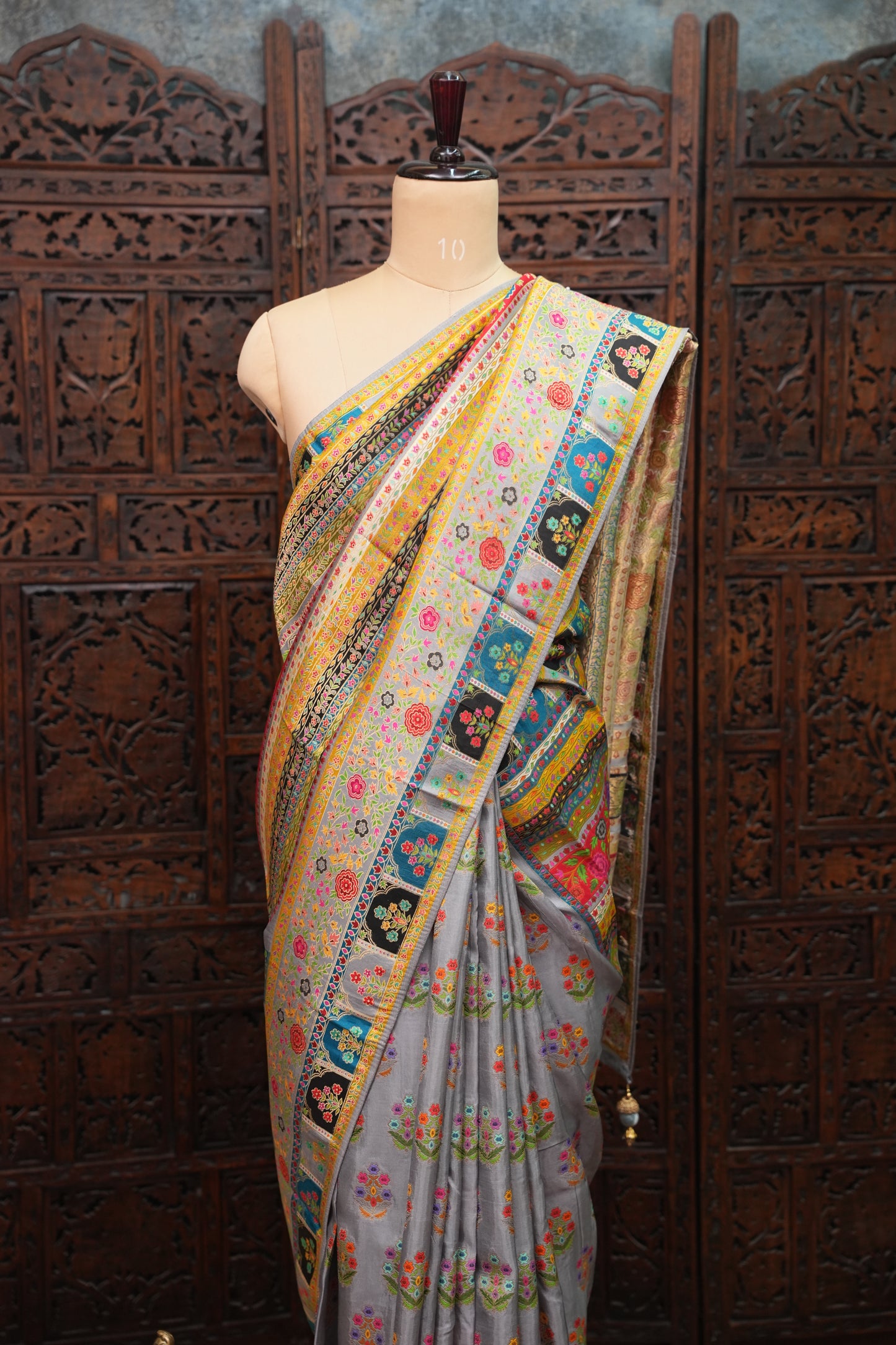 Kashmiri Pashmina Banarasi Story Telling Saree -Multicolor on Grey