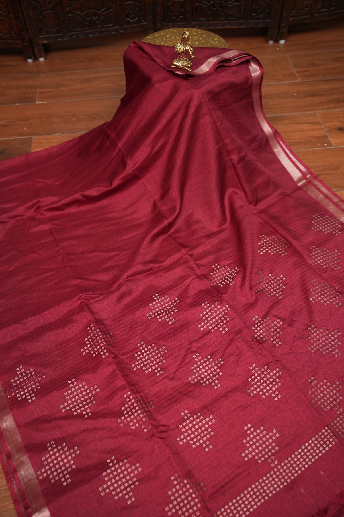 Linen Tussar Silk Saree – Deep Red