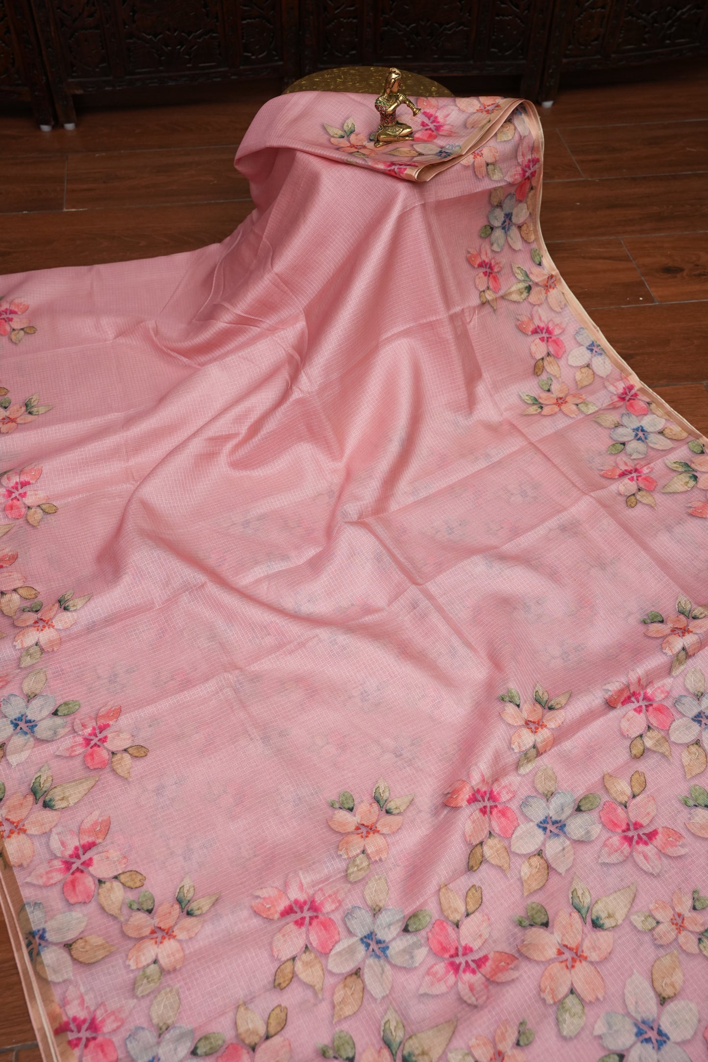 Kota Checks Saree with Floral Digital Print – Baby Pink