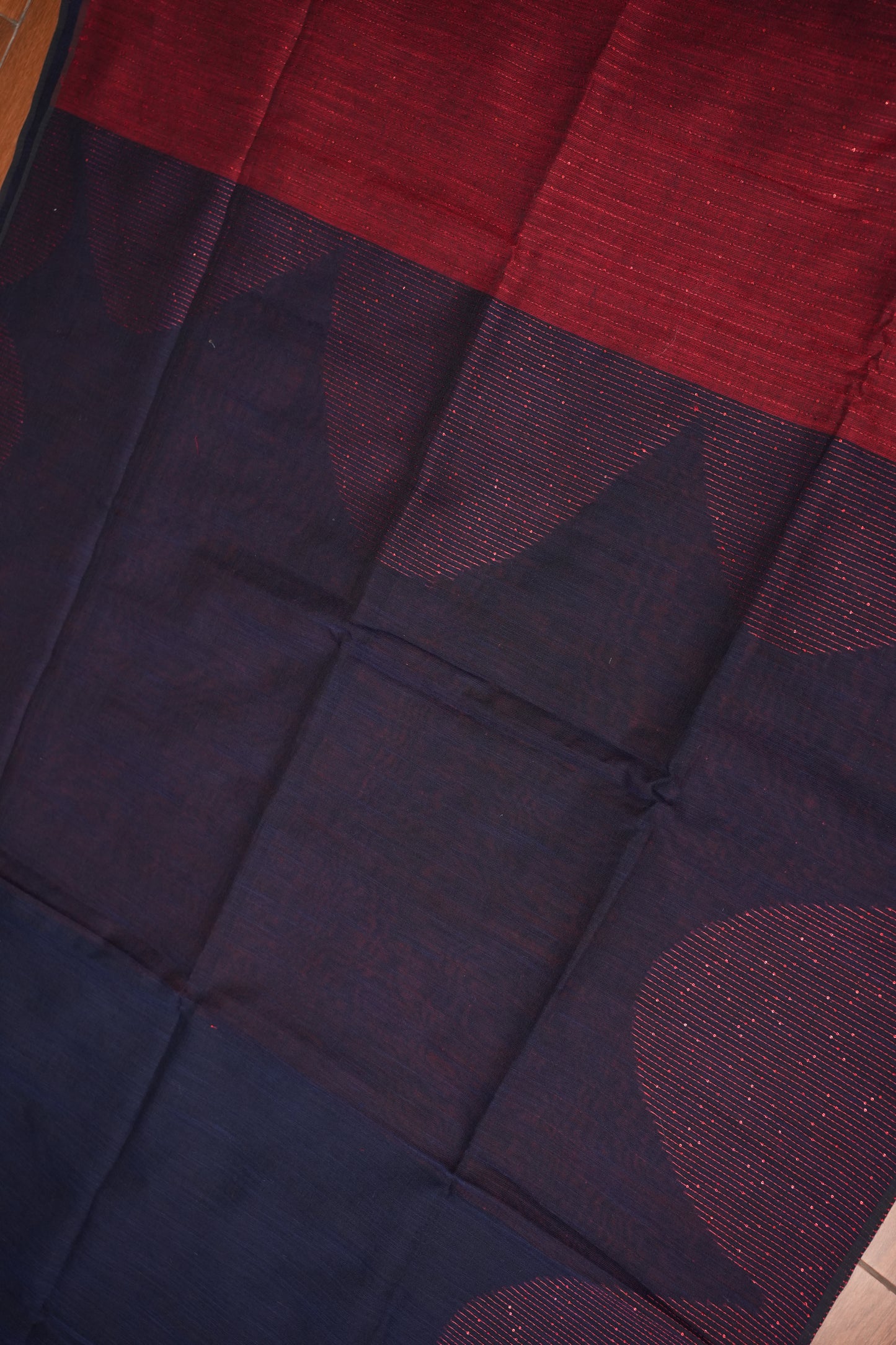 Linen Saree with Needle Embroidery – Navy Blue & Crimson Red