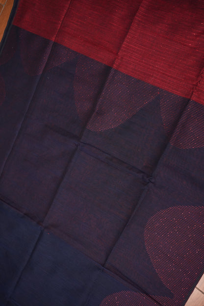 Linen Saree with Needle Embroidery – Navy Blue & Crimson Red