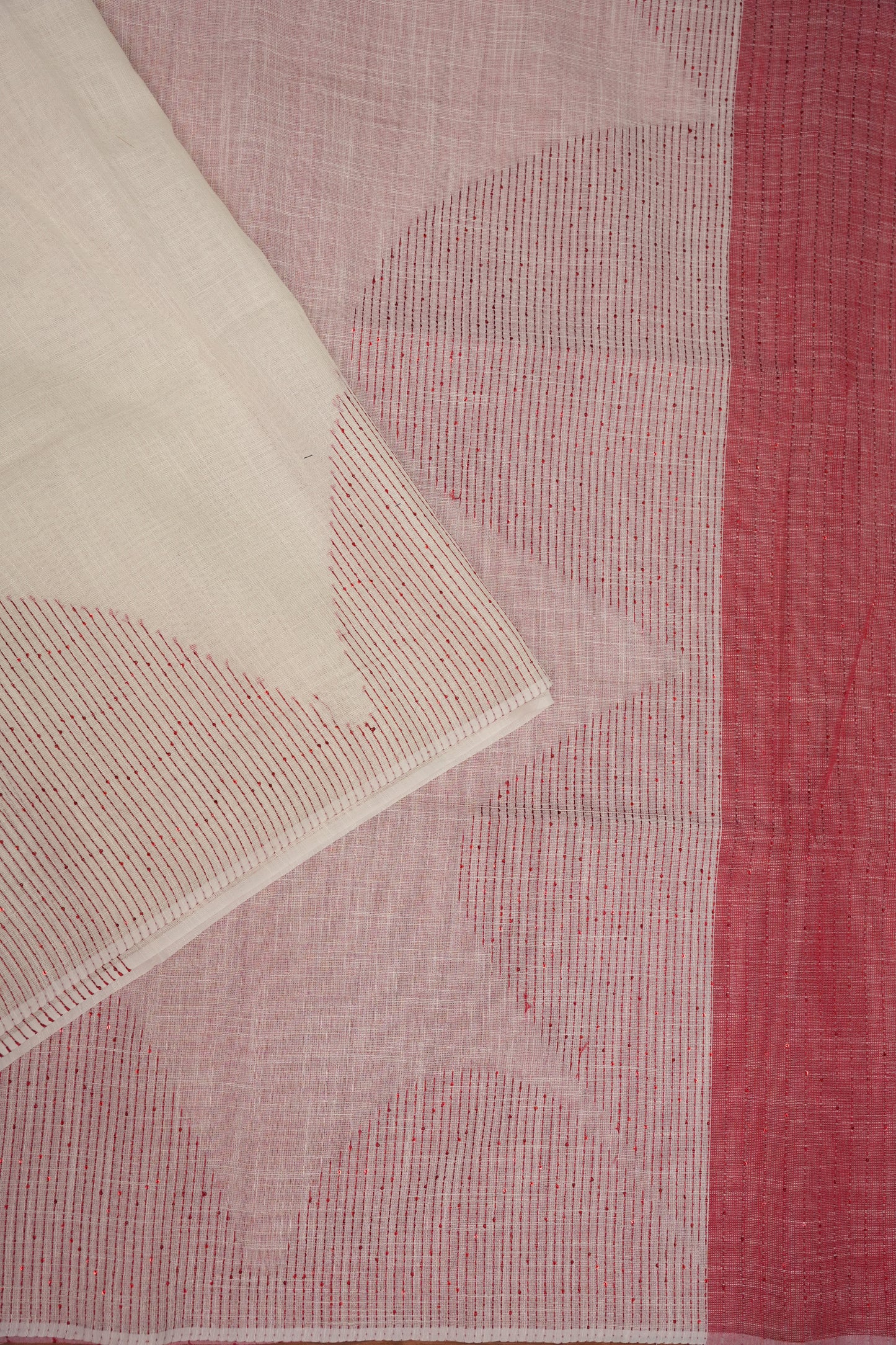 Linen Saree with Needle Embroidery – Off White & Rose Pink