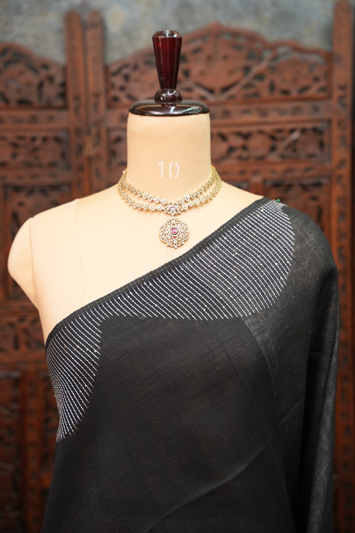 Linen Saree with Needle Embroidery – Classic Black