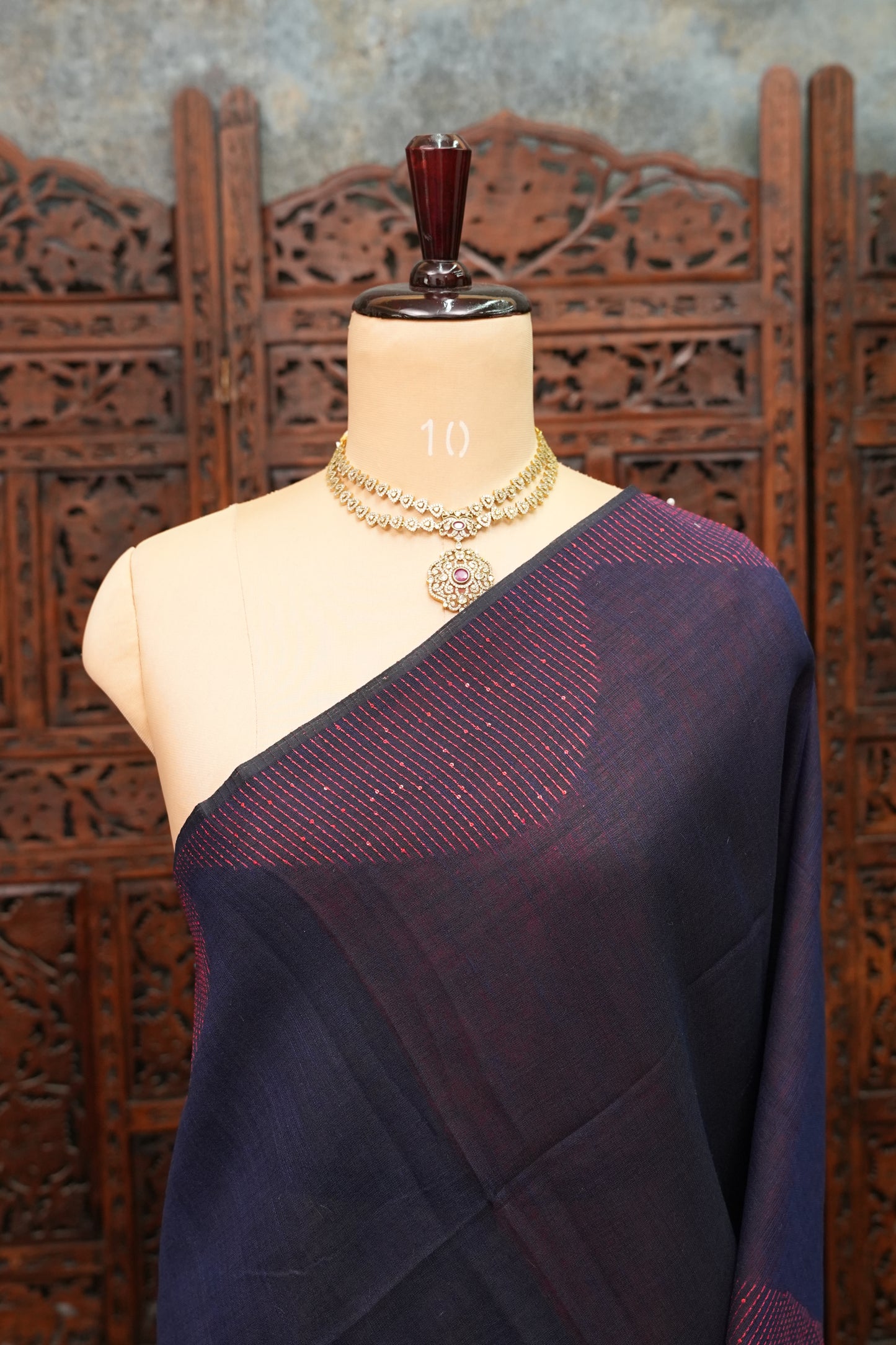 Linen Saree with Needle Embroidery – Navy Blue & Crimson Red