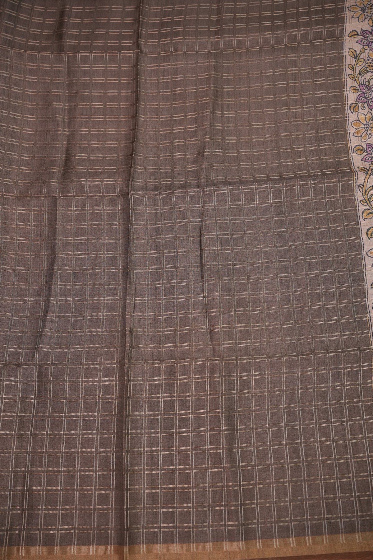 Semi Tussar Raw Silk Saree with Checkered Body & Kalamkari Pallu – Brown