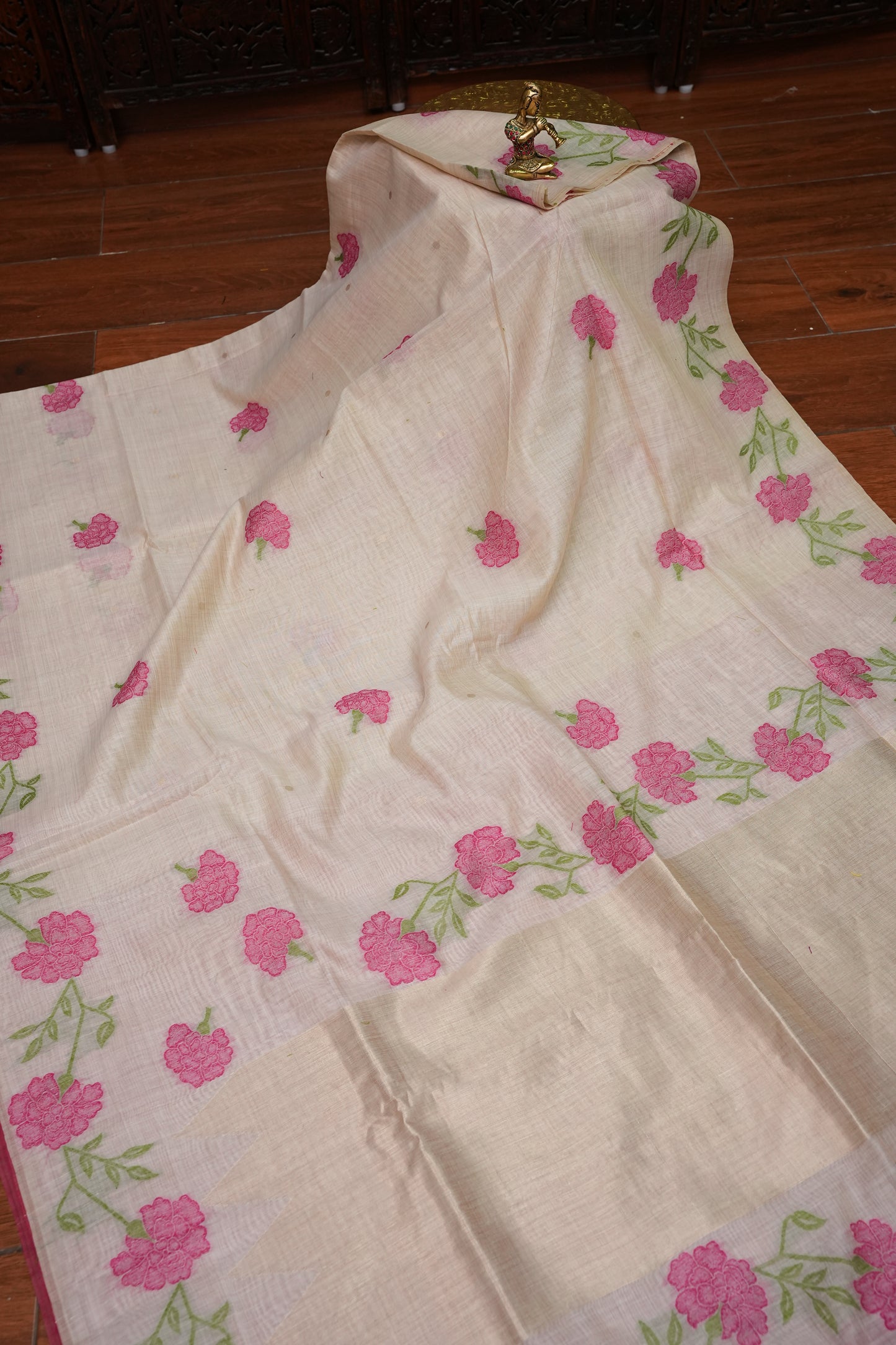 Pure Khaddi Cotton Saree with Floral Weaving – Ivory & Pink