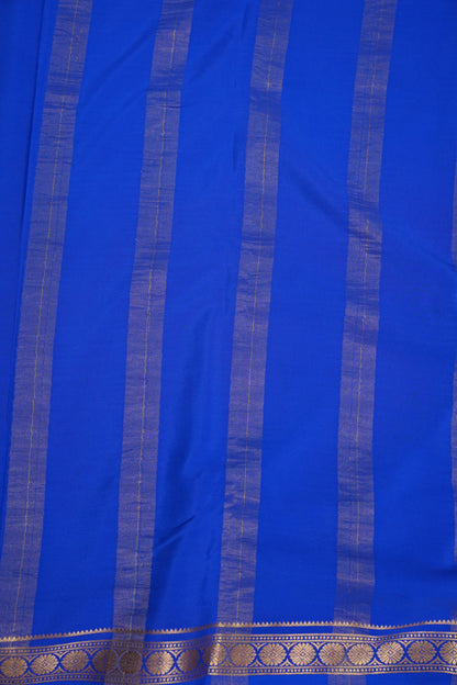 Plain Pure Crepe Mysore Silk Saree in Parrot Green With Contrast Ink Blue Pallu & Blouse