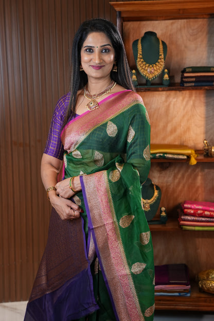 Pure Banarasi Organza(Kora) Silk Handloom Saree with Antique Zari Buttas & Border – Emerald Green with Pink & Purple | Silk Mark Certified