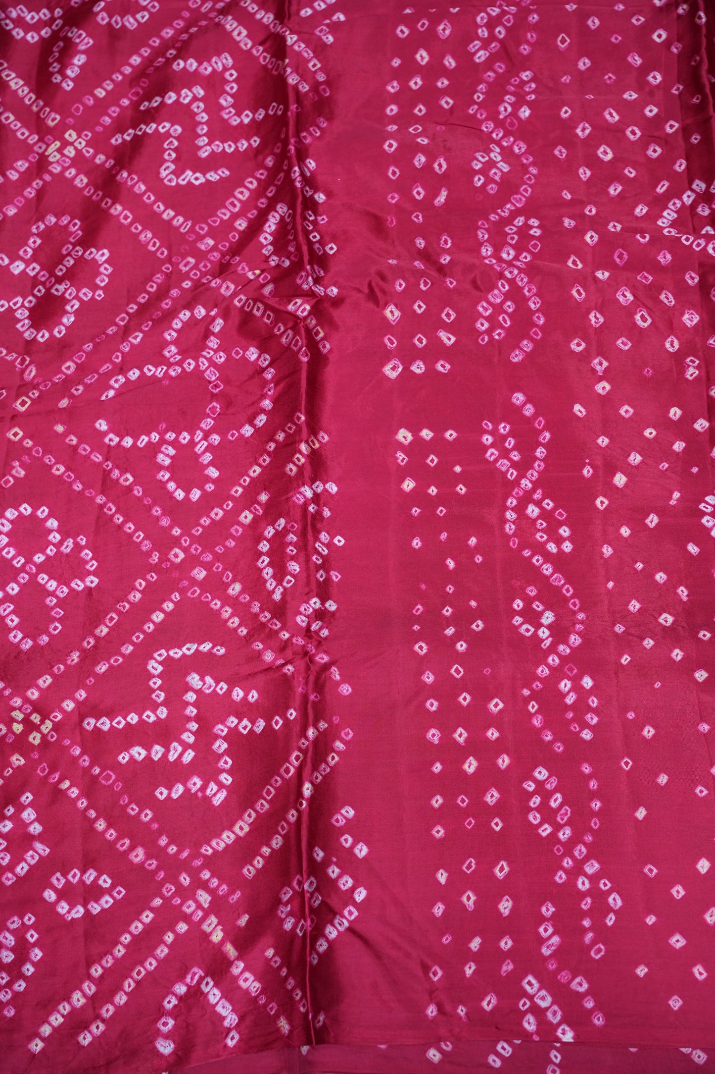 Pure Gajji Silk Bandhani Saree – Rani Pink with Traditional Bandhej Motifs & Gold Tissue Pallu