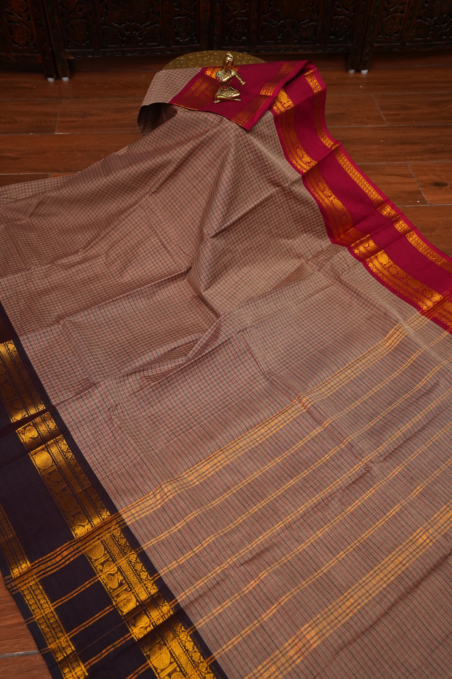 Pure Kanchi Cotton Saree with Traditional Zari Border – Beige & Maroon