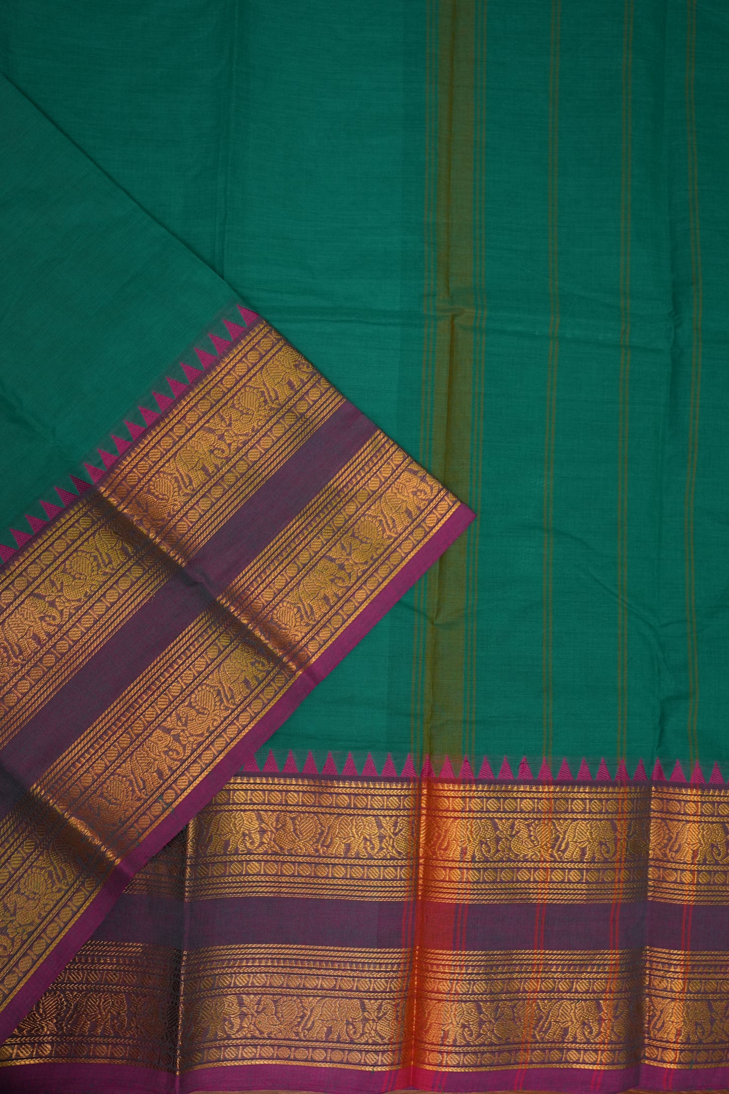 Pure Kanchi Cotton Saree with Traditional Zari Border – Emerald Green & Magenta