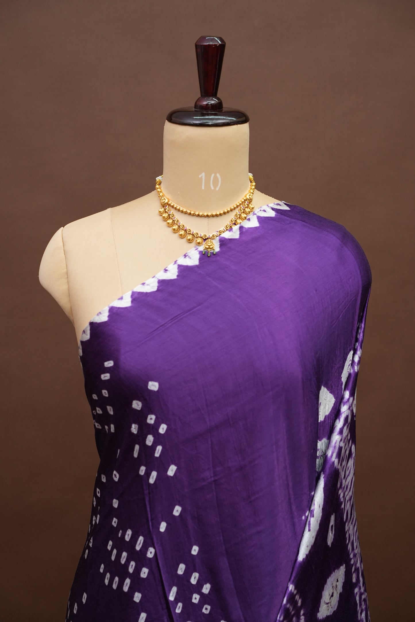 Pure Gajji Silk Bandhani Saree – Royal Purple with Spiral Bandhej Pallu & Gold Tissue Border