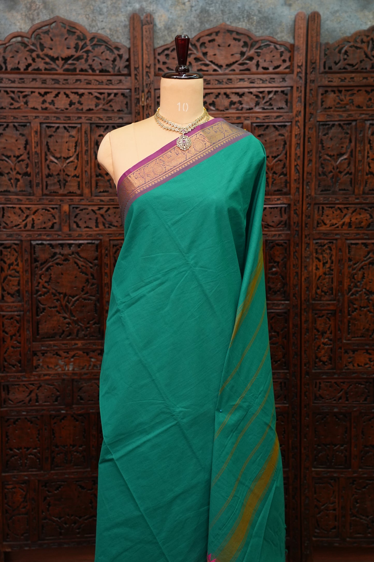 Pure Kanchi Cotton Saree with Traditional Zari Border – Emerald Green & Magenta