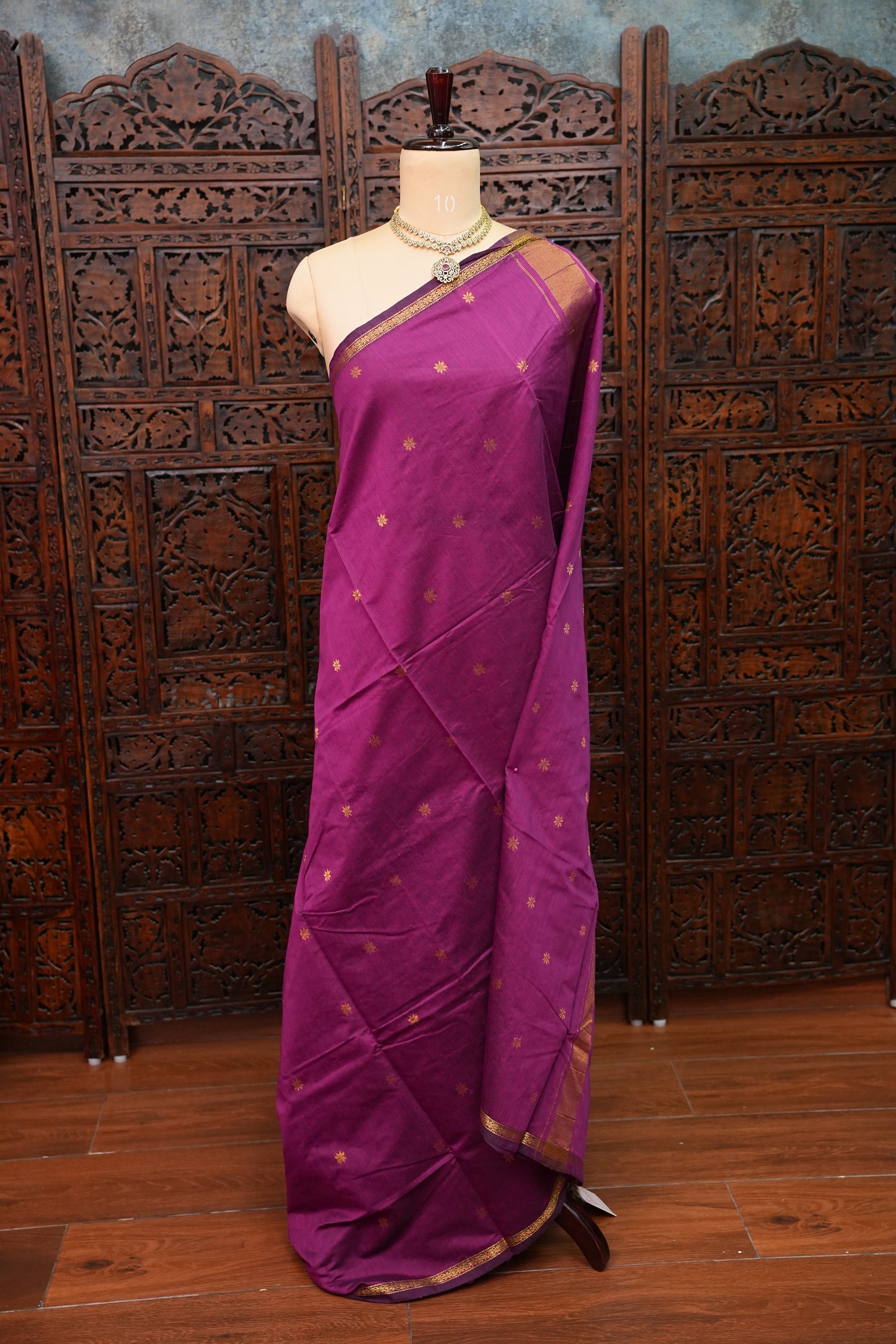Semi Maheshwari Silk Cotton Saree  – Magenta Purple with Zari Buttas