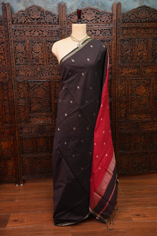 Semi Maheshwari Silk Cotton Saree – Black & Red with Zari Buttas