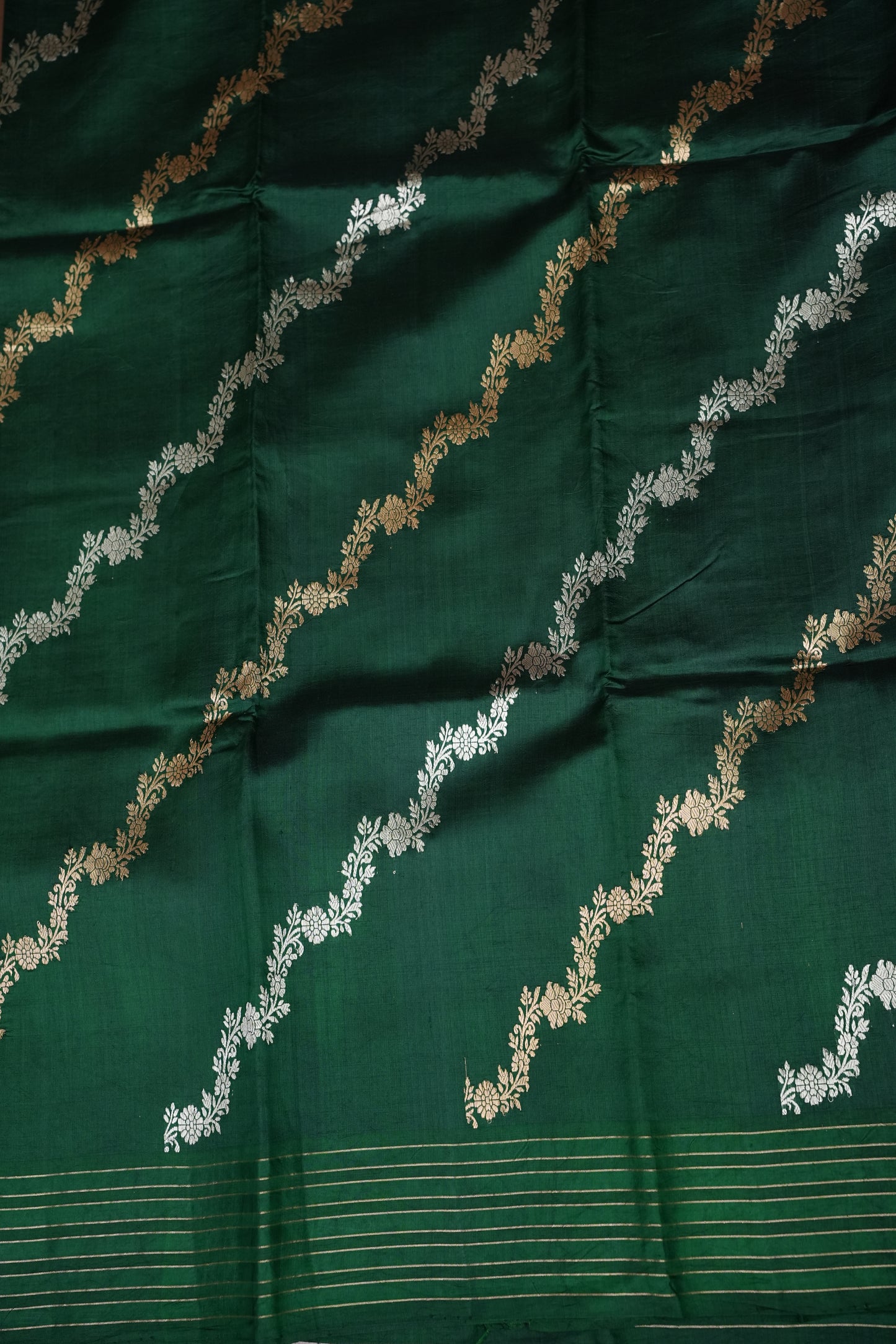 Pure Mango Silk in Emerald Green|Silk Mark Certified