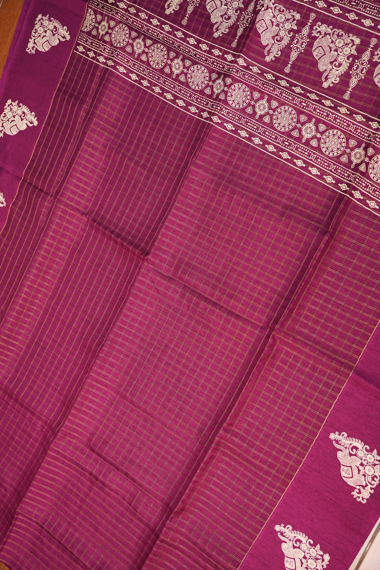 Semi Tussar Saree with Checkered Body & Elephant Motifs – Wine Magenta