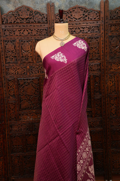 Semi Tussar Saree with Checkered Body & Elephant Motifs – Wine Magenta