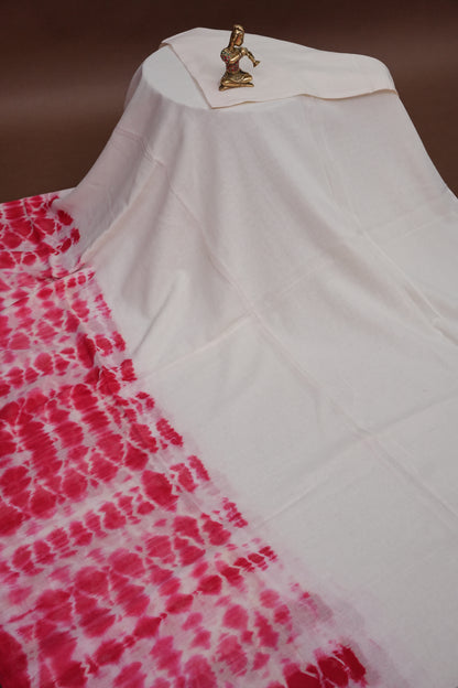 Mulmul Cotton Saree with Tassels - Pink