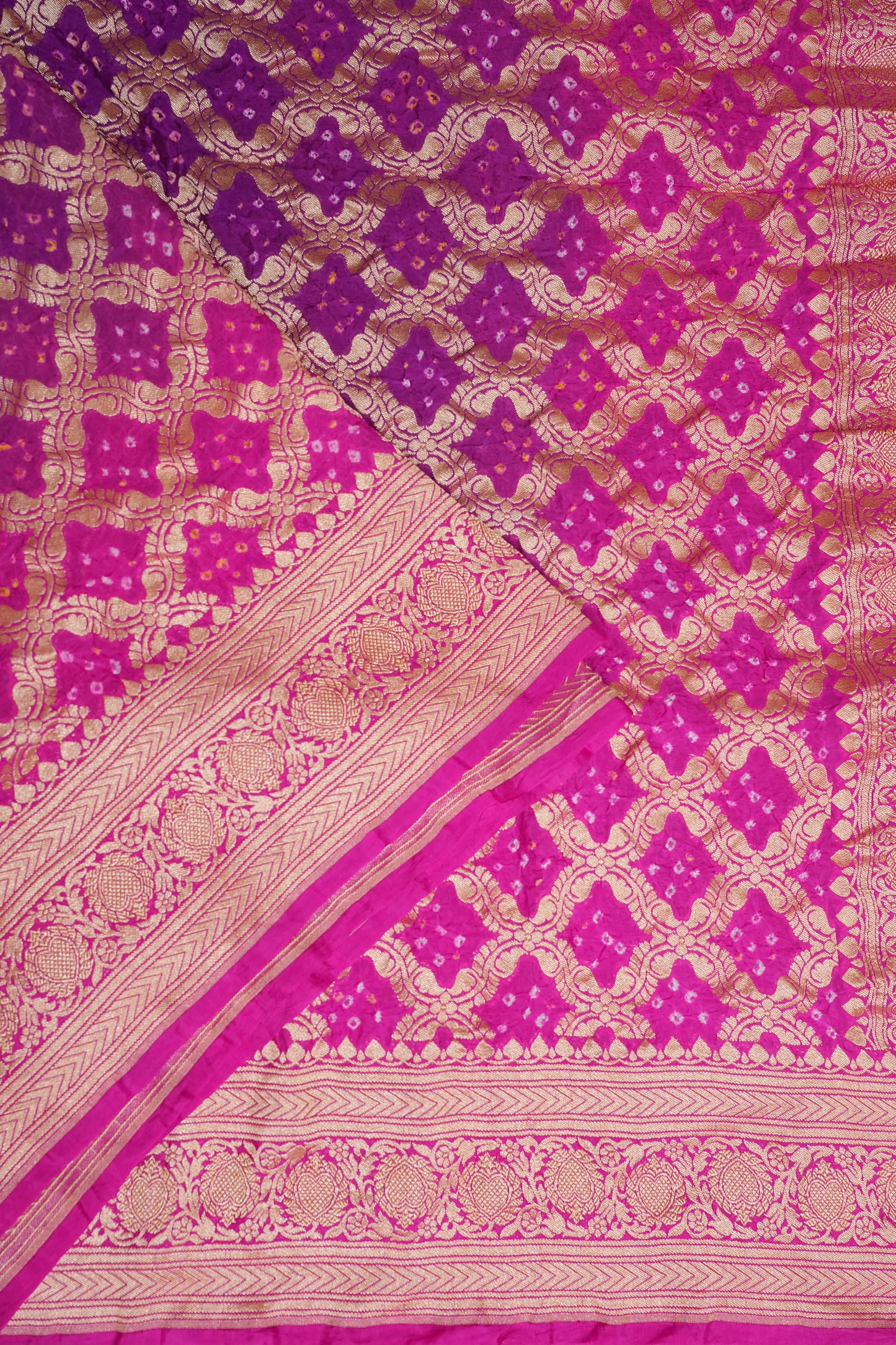 Purple & Hot Pink Ombre-Pure Georgette Handloom Banaras Neem Zari Bandhej Saree.