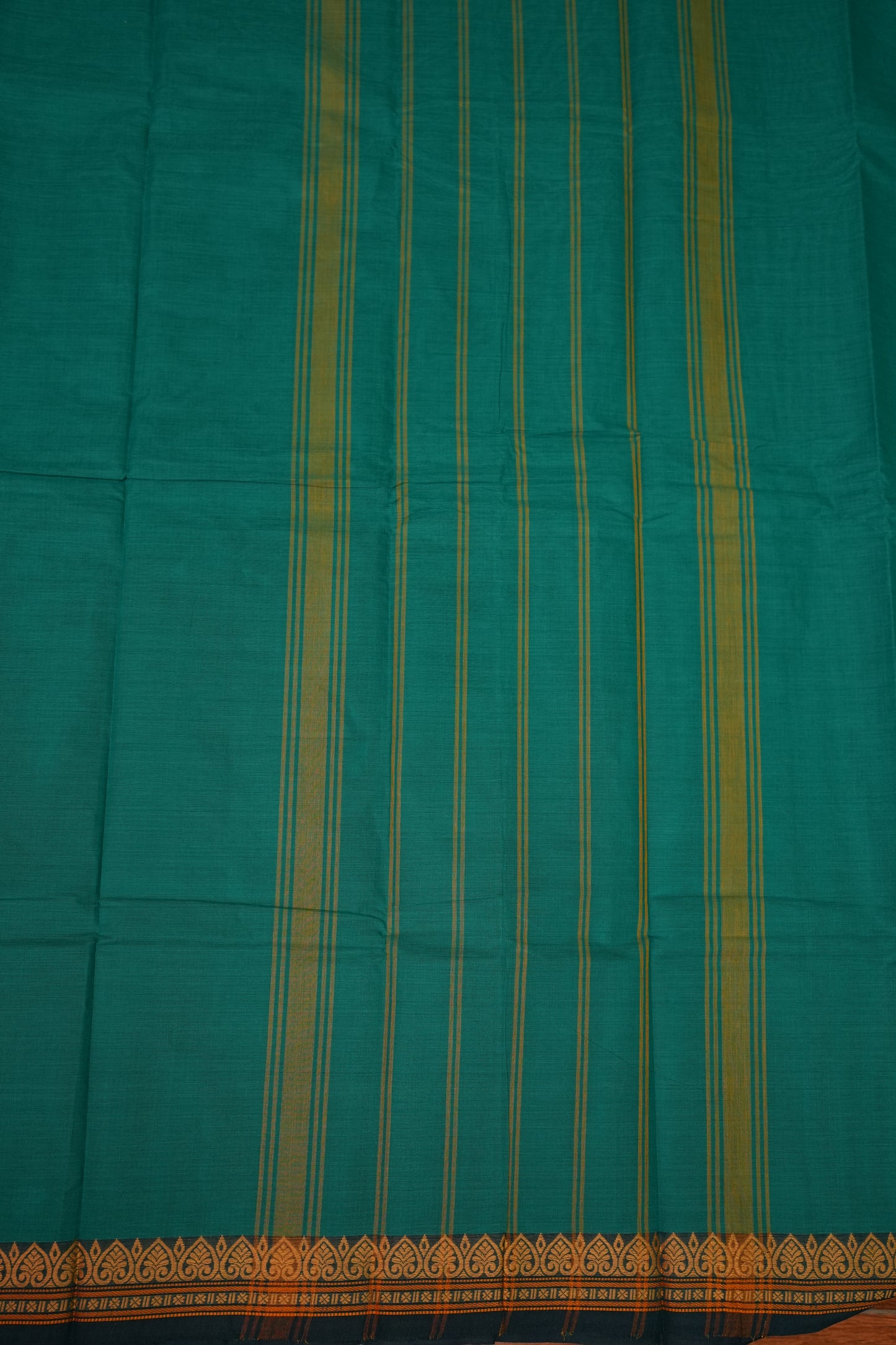 Pure Kanchi Cotton Saree – Peacock Green with Traditional Gold Zari Border
