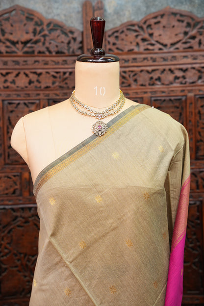 Semi Maheshwari Silk Cotton Saree – Beige Gold & Rani Pink