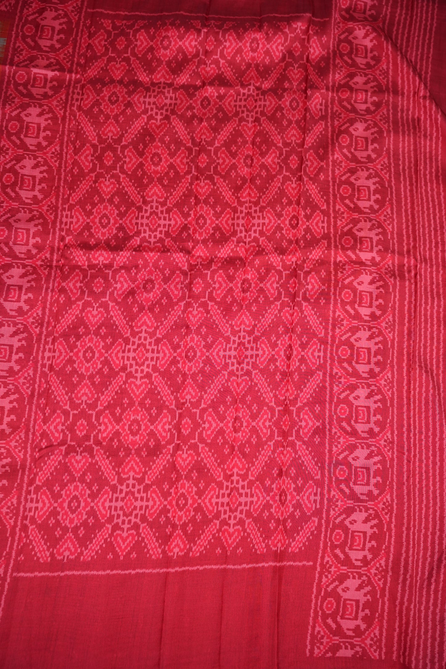 Tussar Saree with Kalamkari Body & Patola Border and Pallu – Grey & Red
