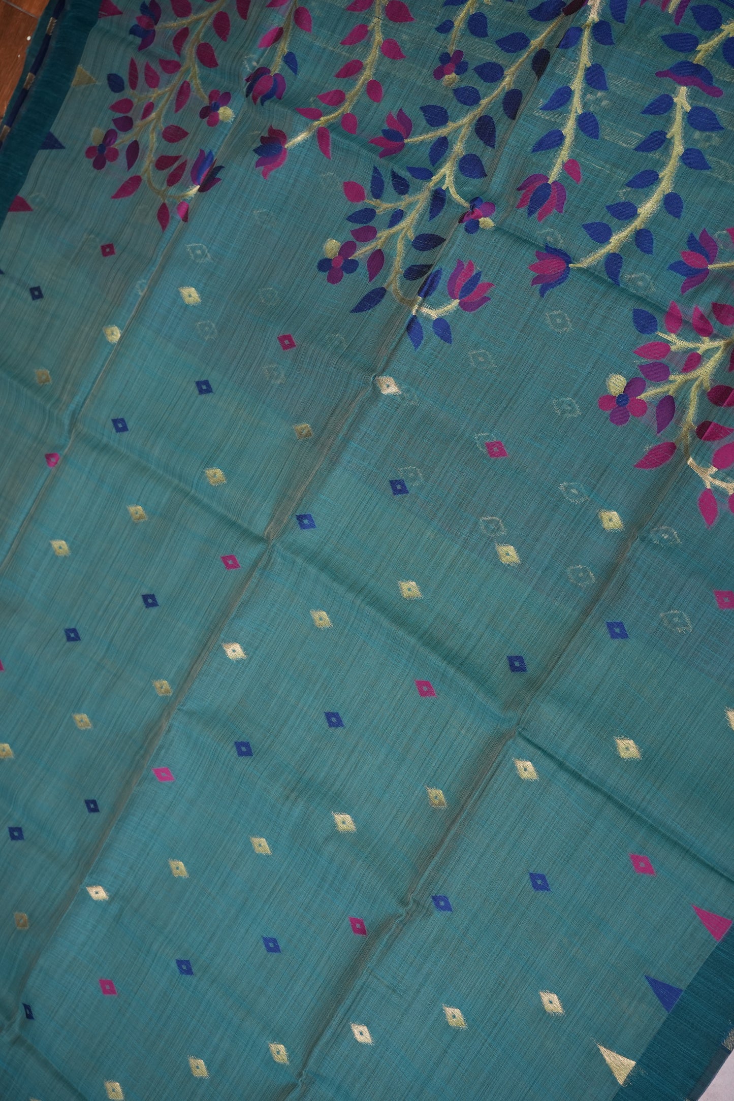 Khaddi Cotton Saree with Jamdani Pallu – Teal Blue
