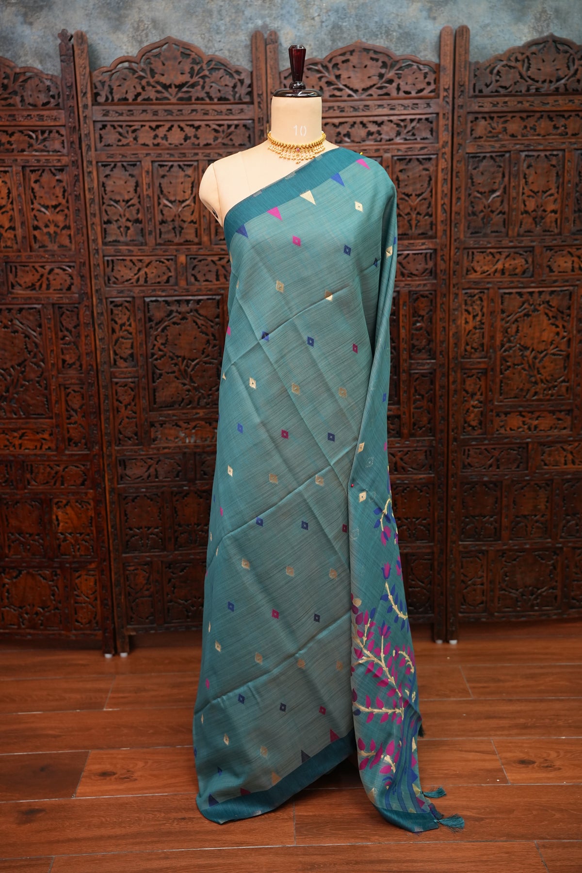Khaddi Cotton Saree with Jamdani Pallu – Teal Blue
