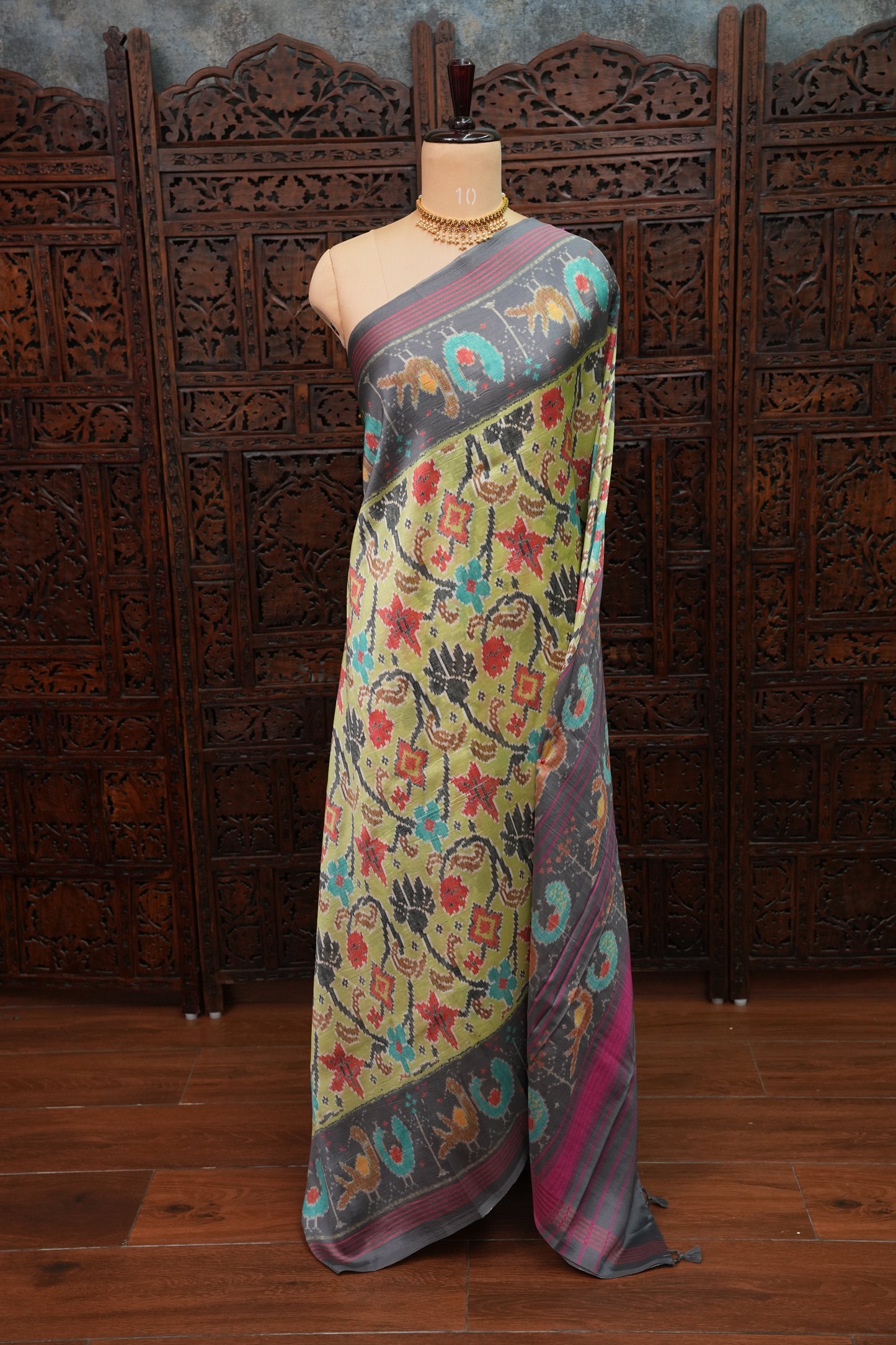 Tussar Saree with Kalamkari Body & Patola-Inspired Border and Pallu – Olive Green & Charcoal Grey