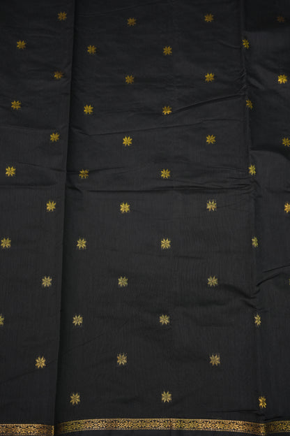 Semi Maheshwari Silk Cotton Saree with thin Gold Zari Buttas