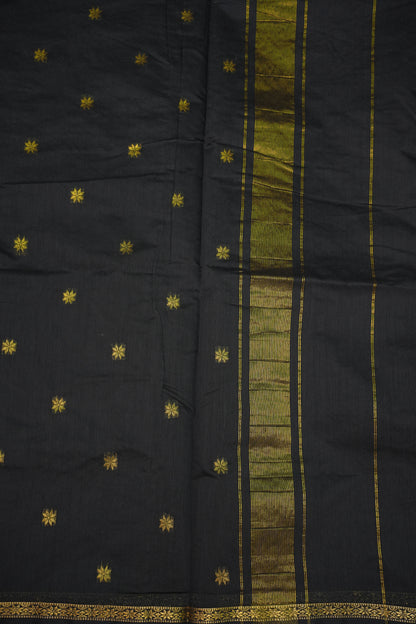 Semi Maheshwari Silk Cotton Saree with thin Gold Zari Buttas