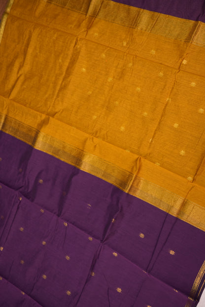 Semi Maheshwari Silk Cotton Saree with thin Gold Zari Buttas